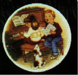 1992 Collectors Plate - 6th & Final   - Sweet Holiday Harmony
